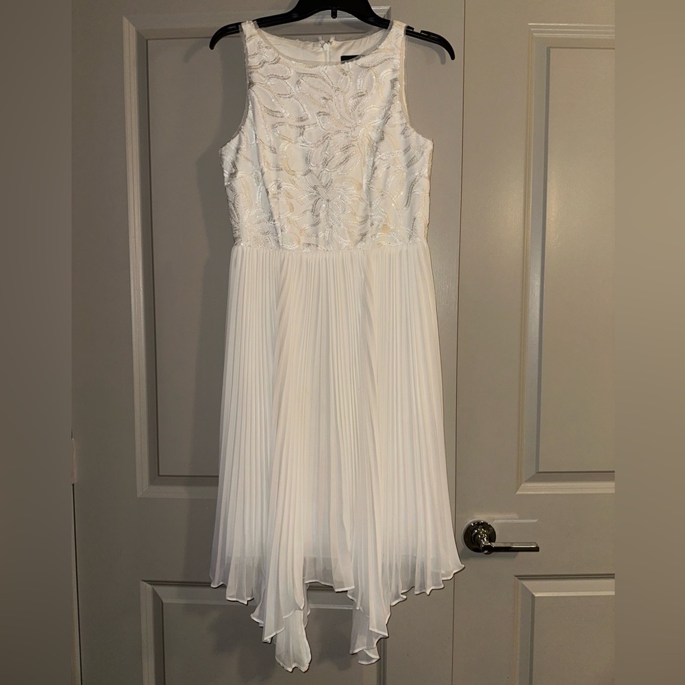 ADRIANNA PAPELL  IVORY WHITE EMBELLISHED  FIT AND  FLARE DRESS